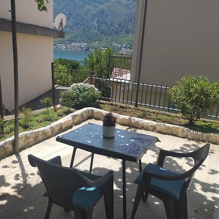 State Apartmants 2 Kotor Luaran gambar