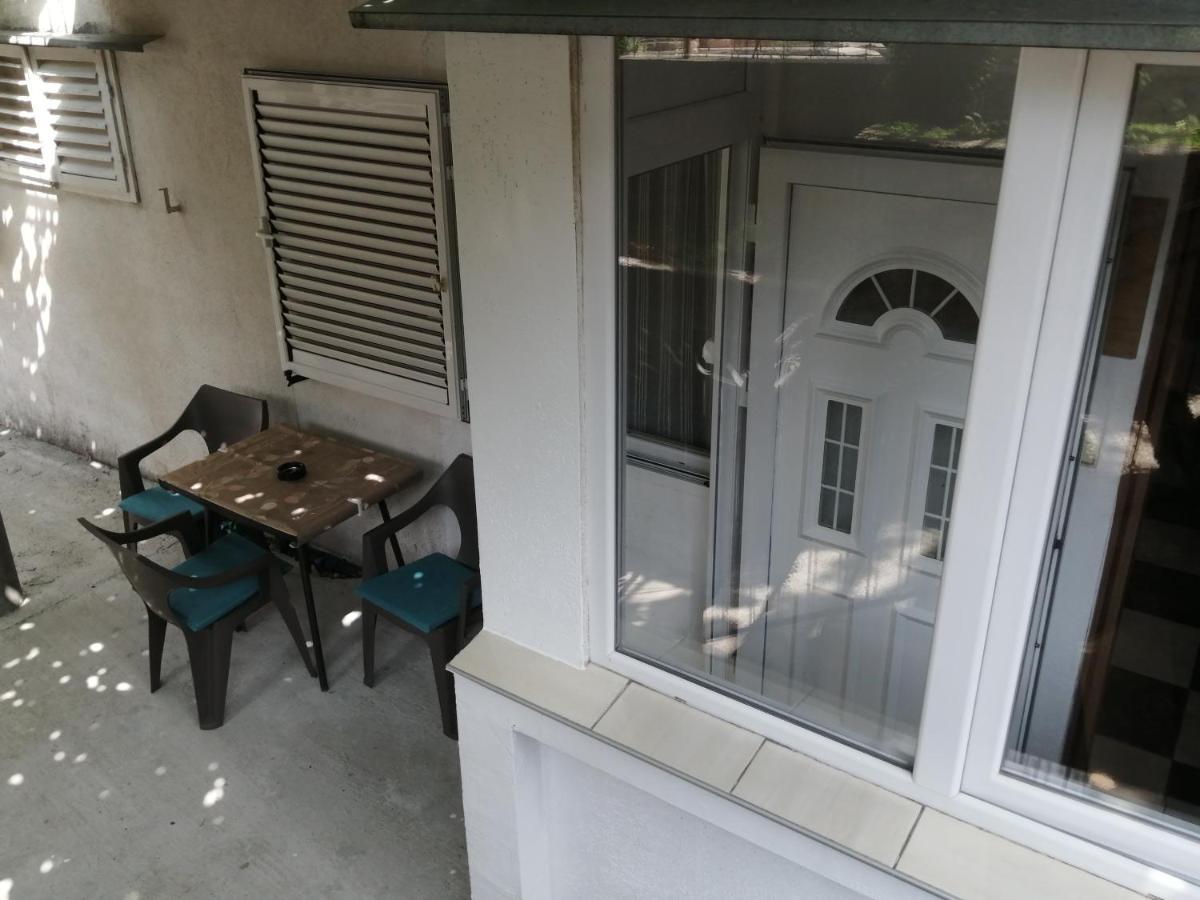 State Apartmants 2 Kotor Luaran gambar